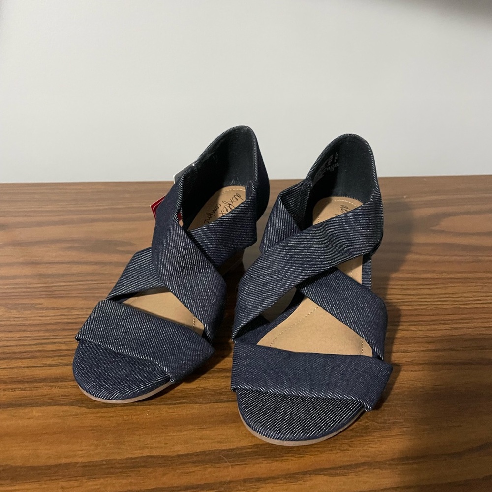 Dexflex comfort denim sandals